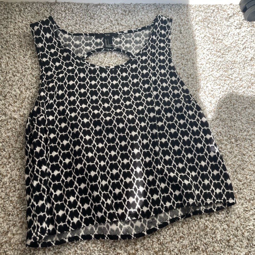 Women’s small tank top